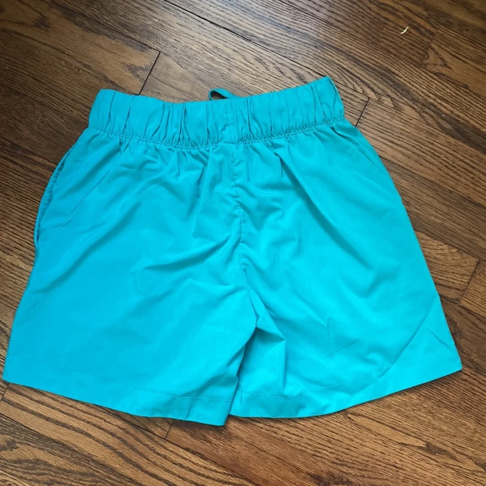 teal nike shorts - Picture 2 of 3